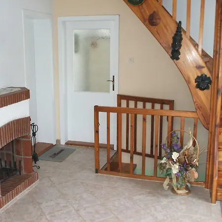 Griebenow Apartment *